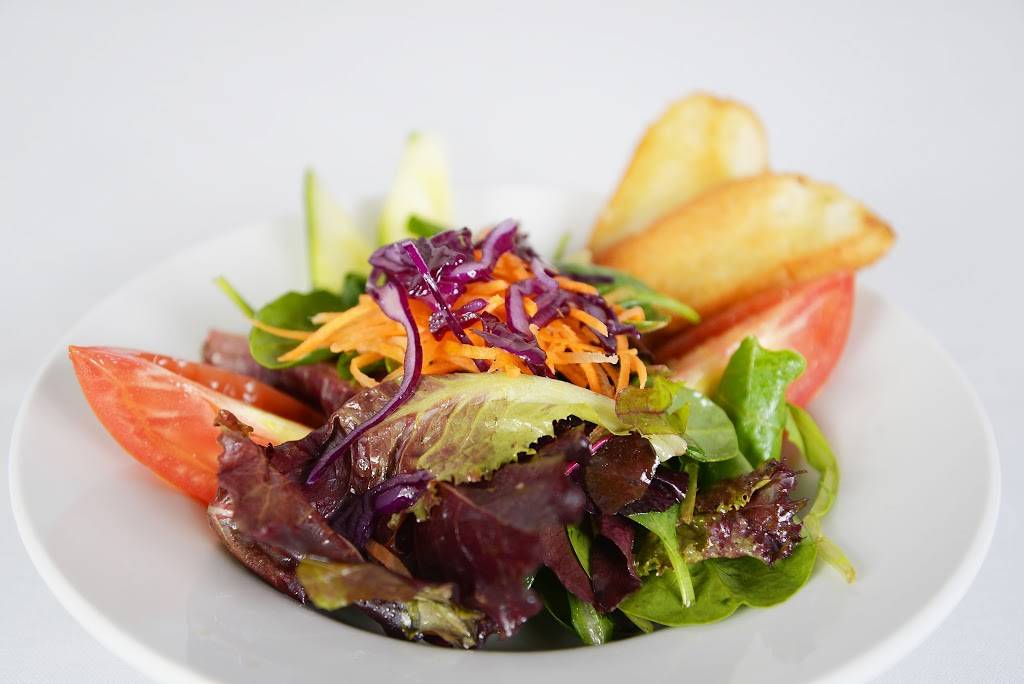 Restaurant & Bar Le Ste Rose | restaurant | 451 Boulevard Curé-Labelle, Fabreville, QC H7P 2P3, Canada | 4506250707 OR +1 450-625-0707