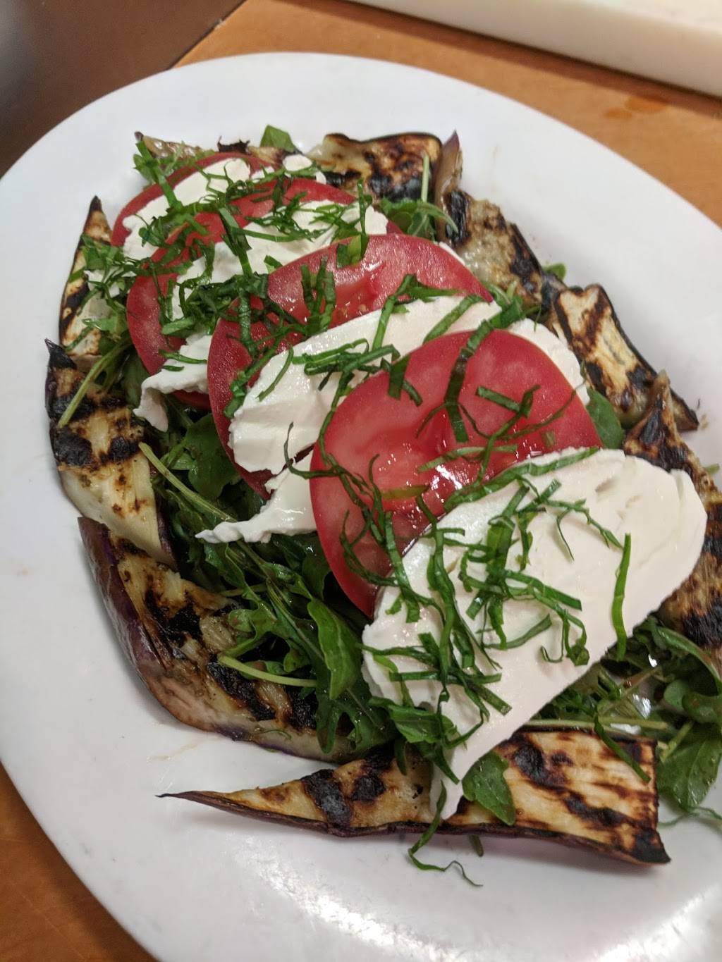 Waterfront Ale House | restaurant | 540 2nd Ave, New York, NY 10016, USA | 2126964104 OR +1 212-696-4104