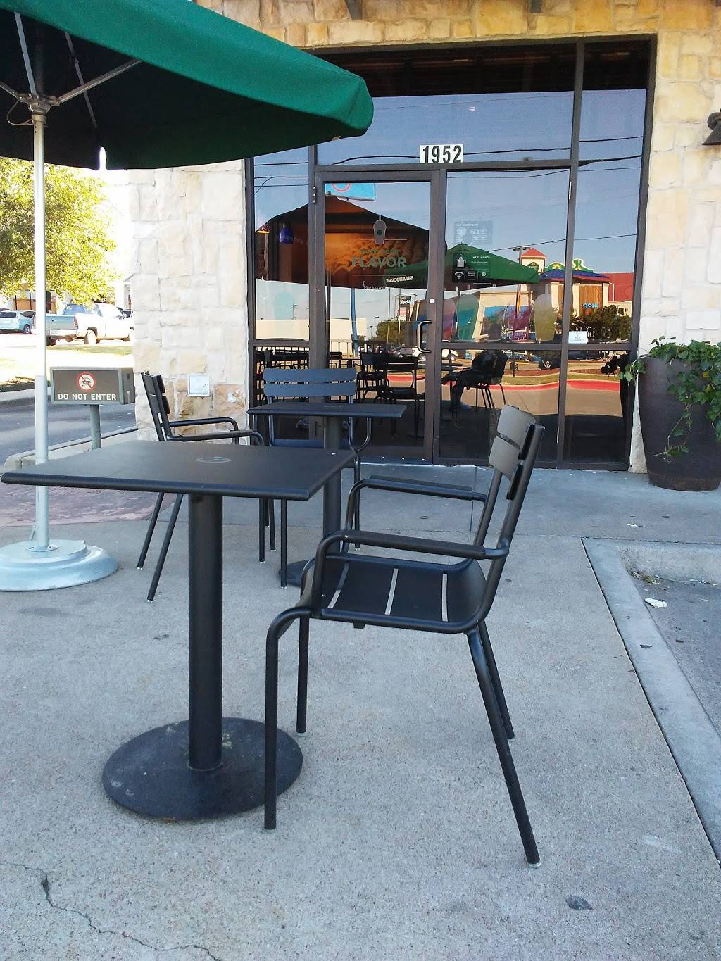 Starbucks | cafe | 1952 S Main St, Weatherford, TX 76086, USA | 8173412547 OR +1 817-341-2547