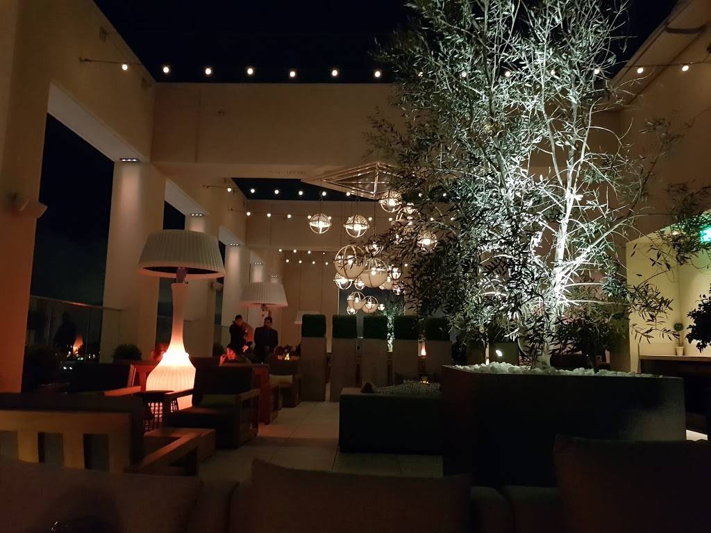Hive & Honey Rooftop Bar | restaurant | 7905 Irvine Center Dr, Irvine, CA 92618, USA | 9497590200 OR +1 949-759-0200