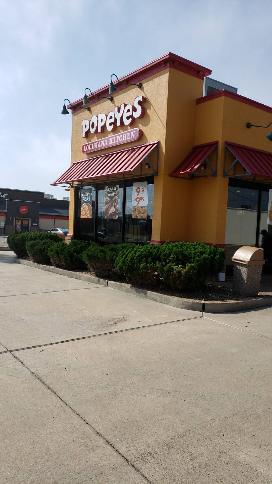 Popeyes Louisiana Kitchen | restaurant | 2751 Hwy 35 N Bypass, Rockport, TX 78382, USA | 3617294107 OR +1 361-729-4107