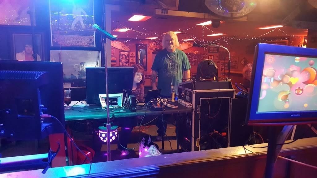 Neon Cowboy | night club | 10420 C F Hawn Fwy, Dallas, TX 75217, USA | 9725575102 OR +1 972-557-5102