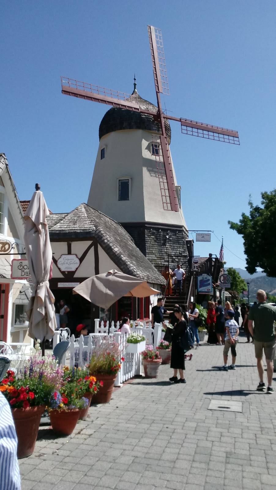 Aebleskiver Cafe | restaurant | 446 # 5 Alisal Rd, Solvang, CA 93463, USA | 8056882670 OR +1 805-688-2670