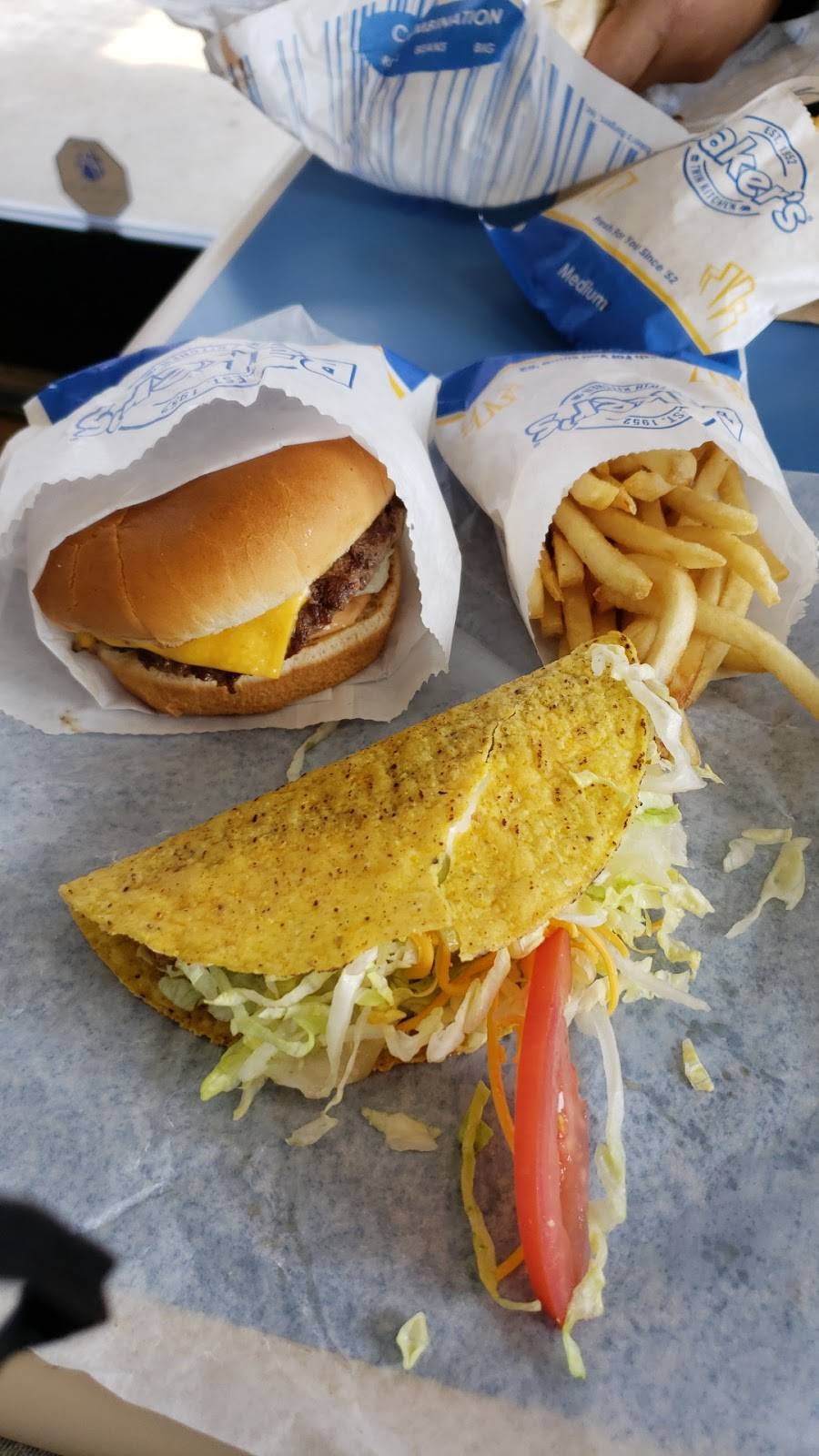 Bakers Drive | restaurant | 2221 Main St, Riverside, CA 92509, USA | 9098845233 OR +1 909-884-5233