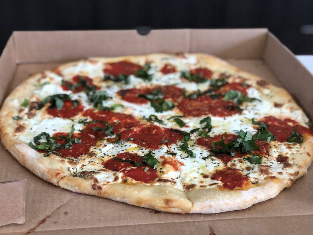 Foxs Pizza | restaurant | 3589 Brodhead Rd, Monaca, PA 15061, USA | 7243710030 OR +1 724-371-0030