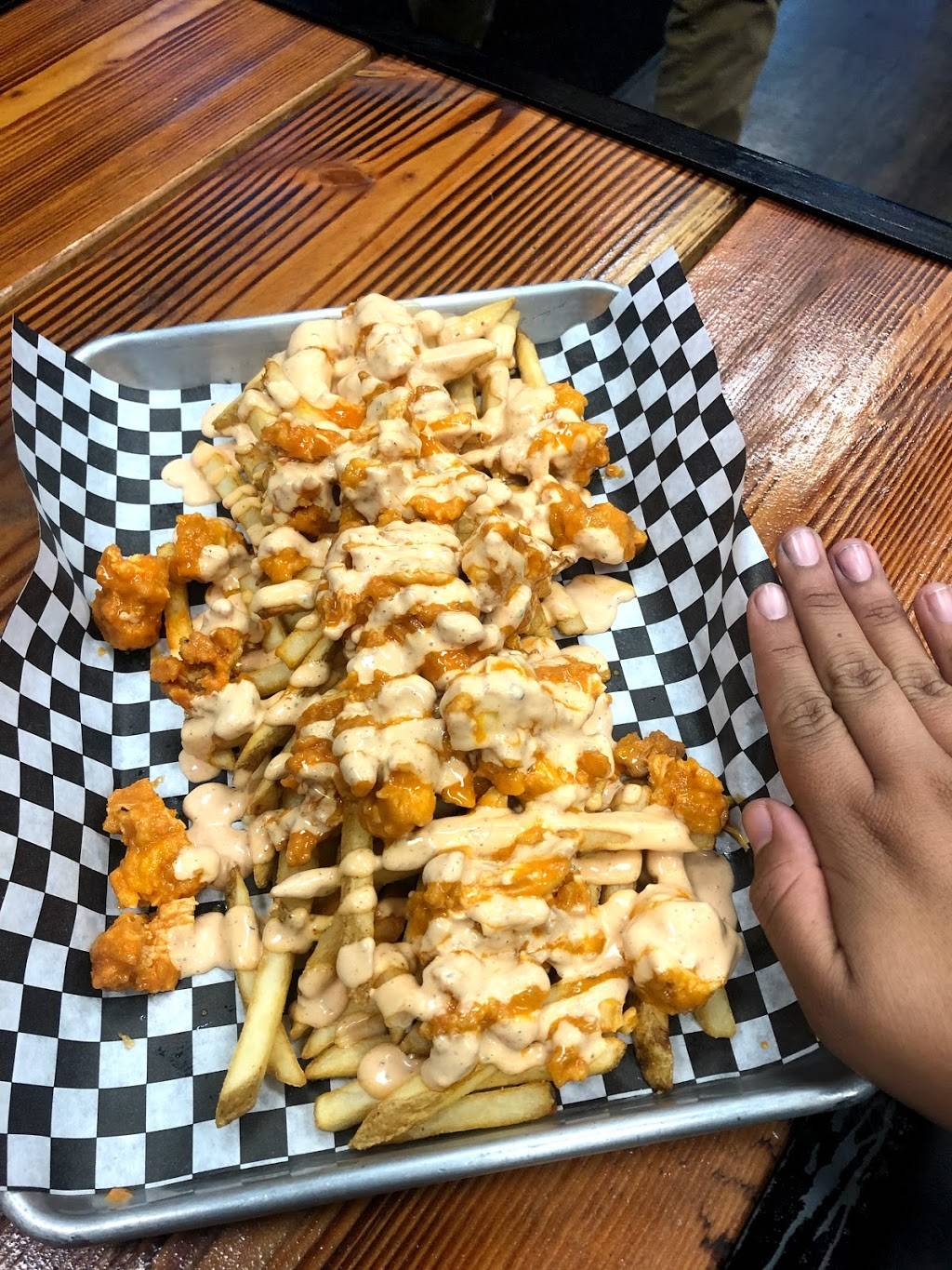 Legends Wings | restaurant | 2527 E Plaza Blvd, National City, CA 91950, USA | 6195121037 OR +1 619-512-1037