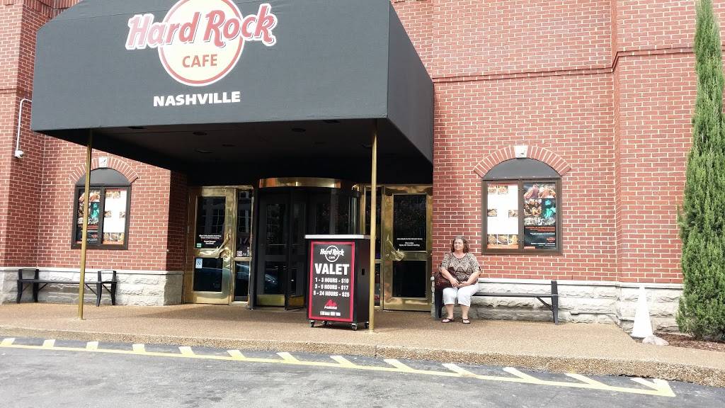 Hard Rock Cafe | restaurant | 100 Broadway, Nashville, TN 37201, USA | 6157429900 OR +1 615-742-9900