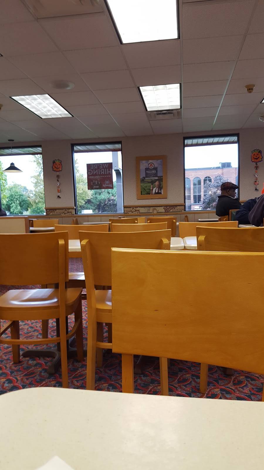 Wendys | restaurant | 1 South, 576 Midwest Rd, Oakbrook Terrace, IL 60181, USA | 6302688715 OR +1 630-268-8715