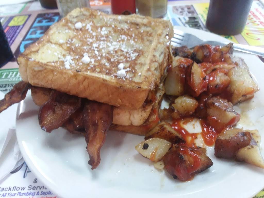 Big Rig | restaurant | 815 N Spring Garden Ave, DeLand, FL 32720, USA | 3867381506 OR +1 386-738-1506