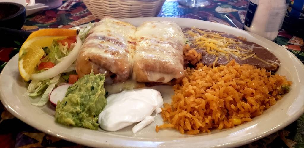 Fiesta Cancun Mexican Restaurant & Cantina | restaurant | 159 E Wisconsin Ave, Oconomowoc, WI 53066, USA | 2625699740 OR +1 262-569-9740