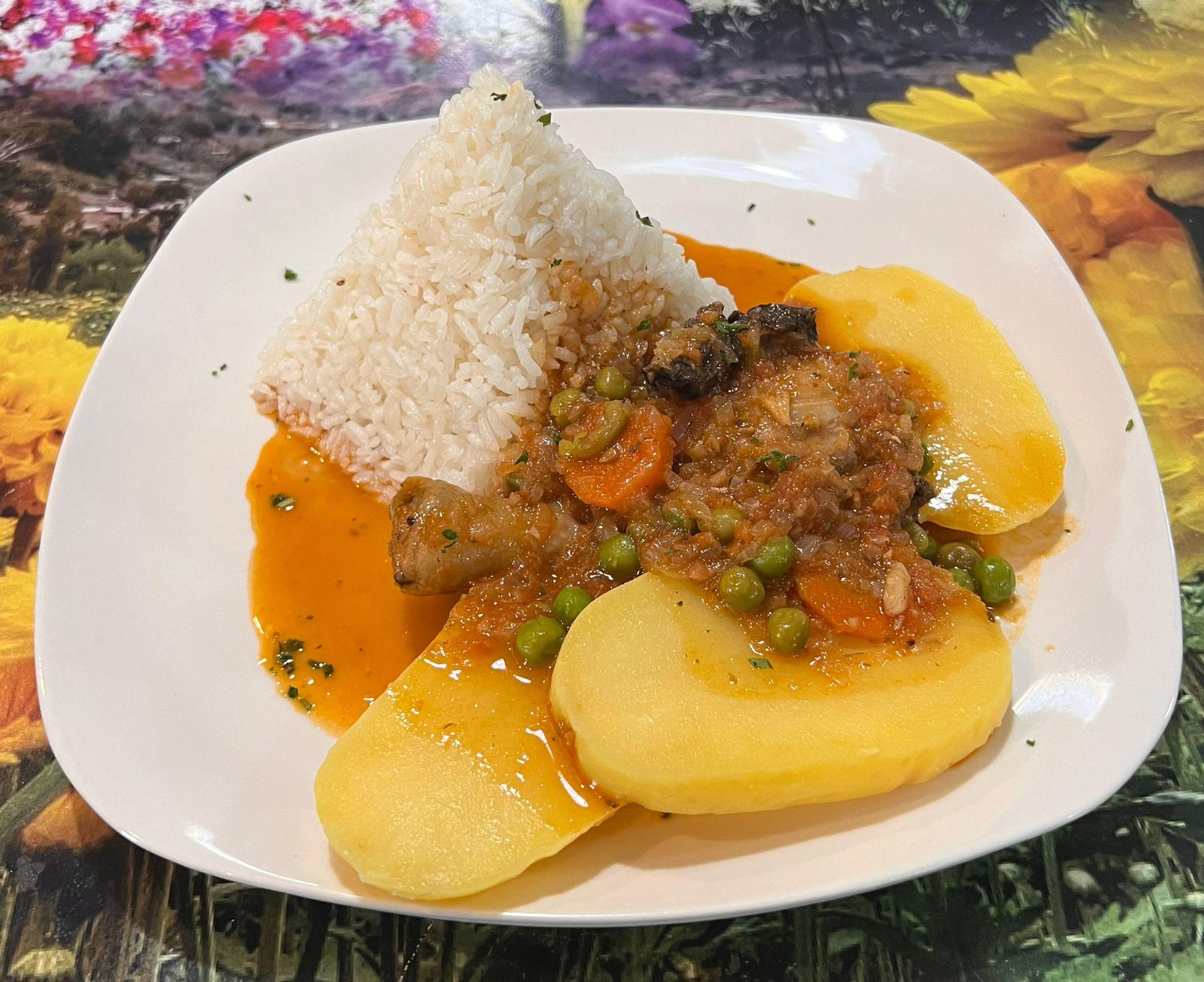 KonKolon | restaurant | 164 N Wilson Rd, Columbus, OH 43204 | 61456513946149295111 OR +1 614-565-1394