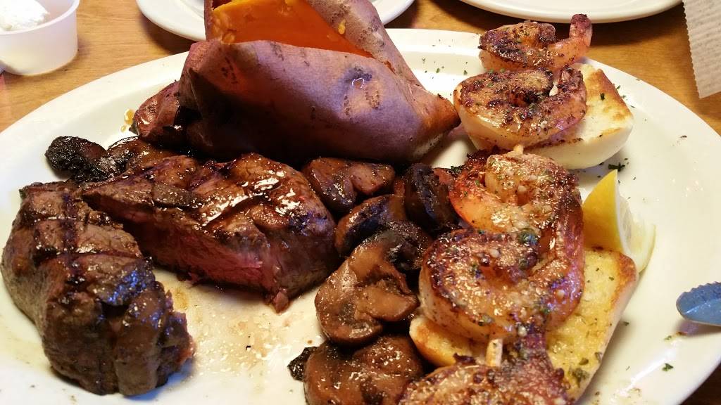 Texas Roadhouse | restaurant | 3241 SW 160th Ave, Miramar, FL 33027, USA | 9544993391 OR +1 954-499-3391