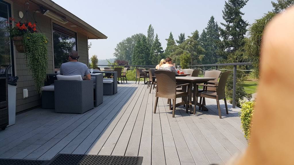 Riverside Golf Club | restaurant | 1451 NW Airport Rd, Chehalis, WA 98532, USA | 3607488182 OR +1 360-748-8182