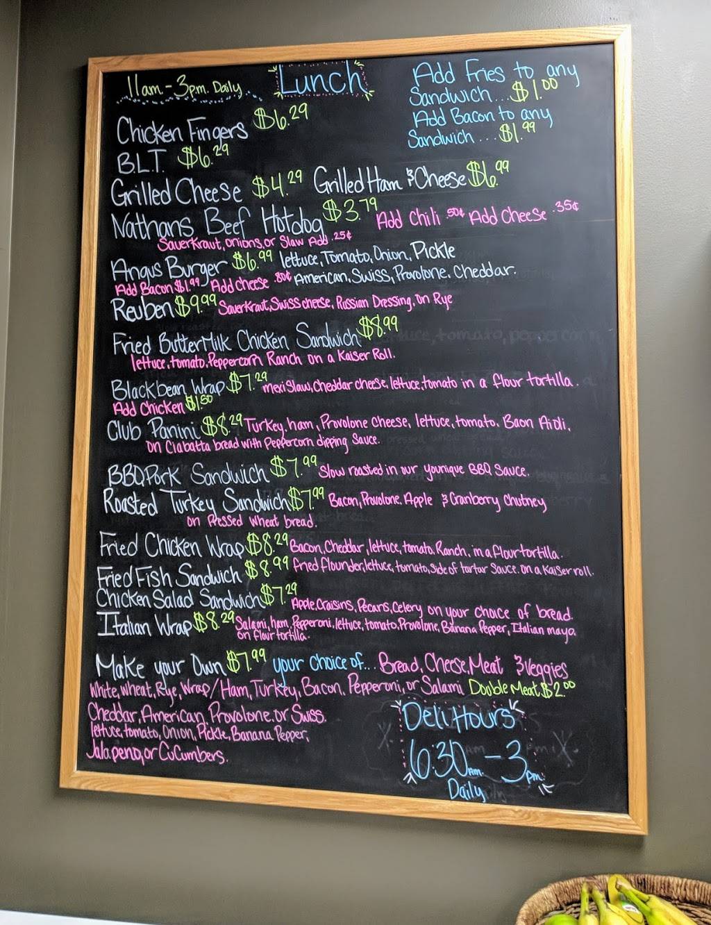 The Station Deli | meal takeaway | 225 Freshfields Bike Path, Johns Island, SC 29455, USA | 8437684567 OR +1 843-768-4567