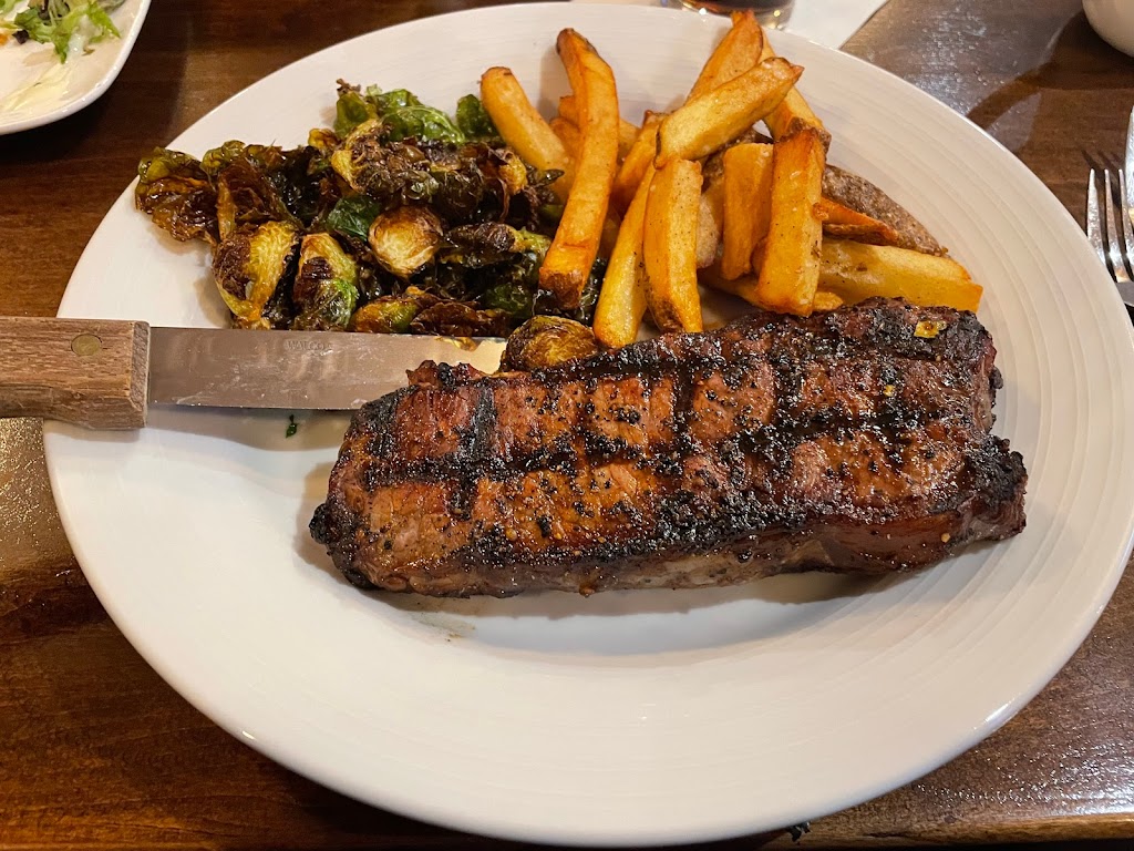 Trail Boss Steak and Grill | restaurant | 313 11th St, Bandera, TX 78003, USA | 8303285022 OR +1 830-328-5022