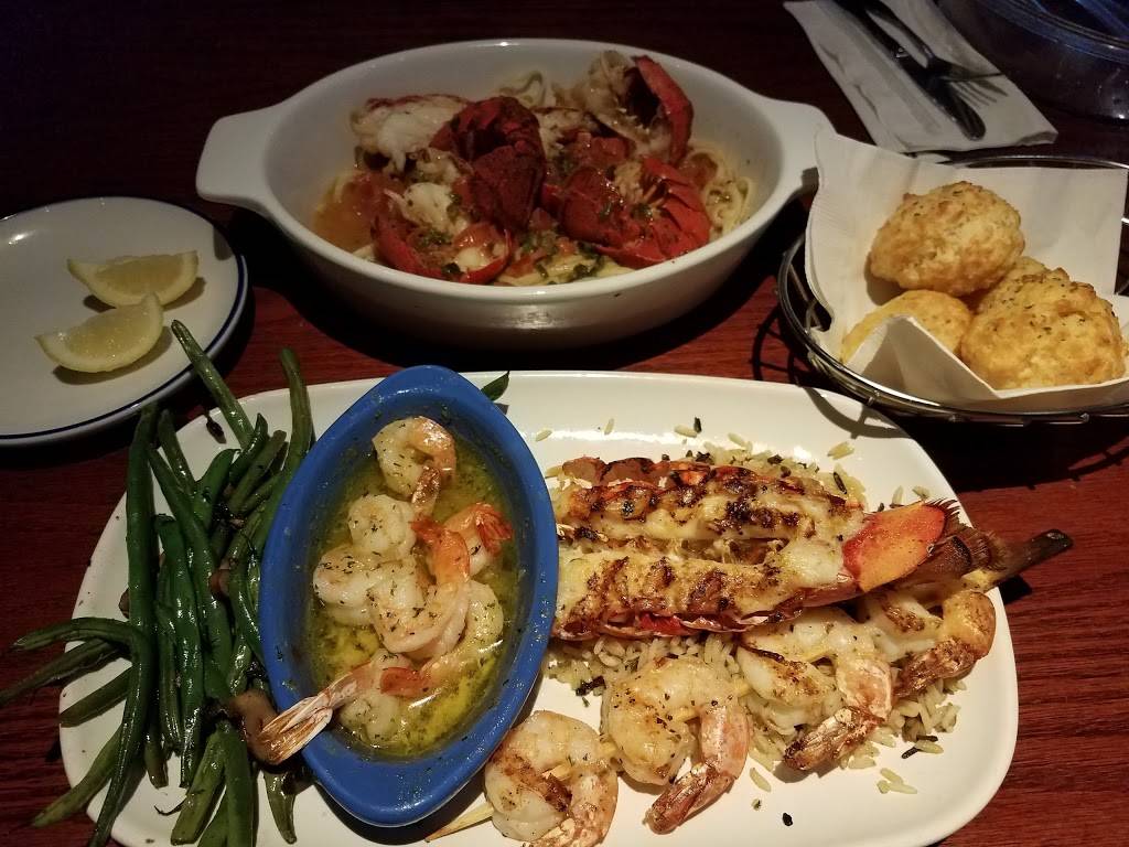 Red Lobster | restaurant | 296 N University Dr, Pembroke Pines, FL 33024, USA | 9544328500 OR +1 954-432-8500