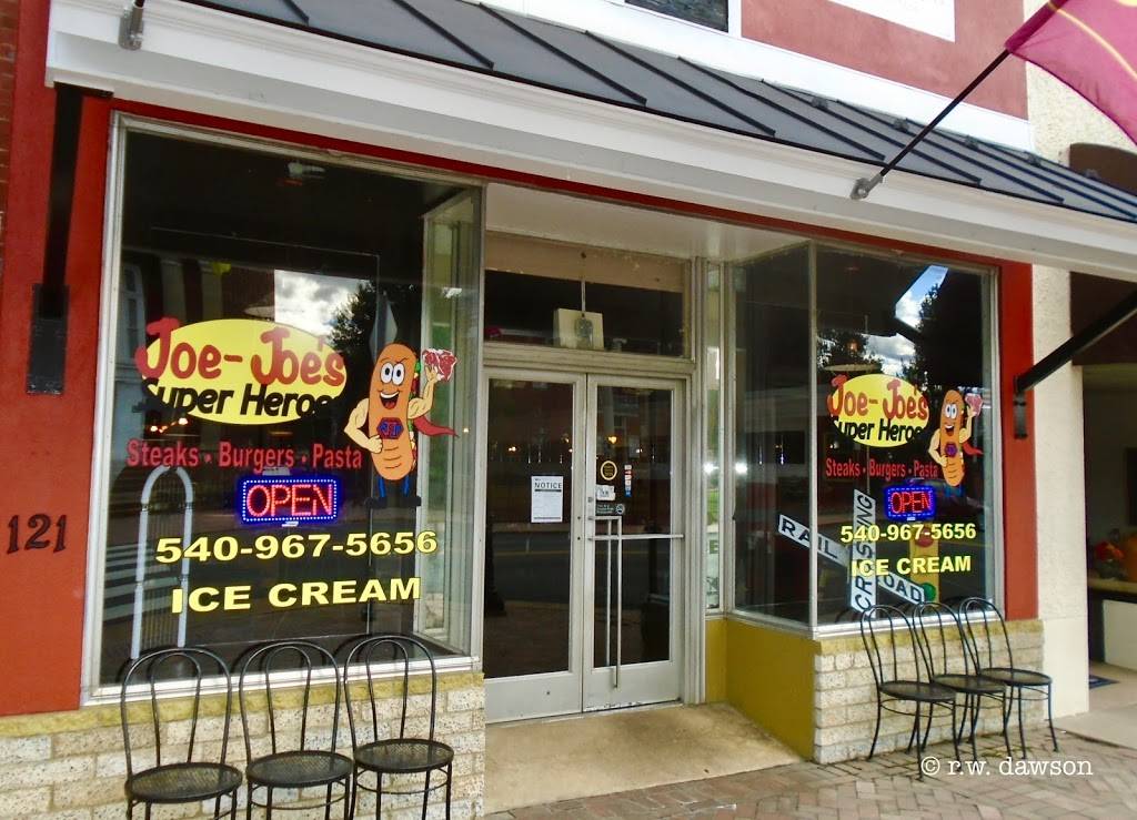 Joe-Joes Super Heroes & Steaks | restaurant | 121 W Main St, Louisa, VA 23093, USA | 5409675656 OR +1 540-967-5656