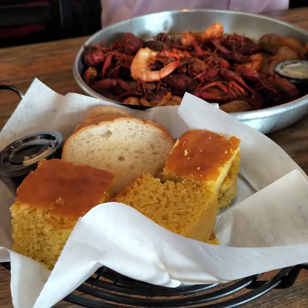 Heberts Specialty Meats | restaurant | 2101 E 71st St, Tulsa, OK 74136, USA | 9182988400 OR +1 918-298-8400