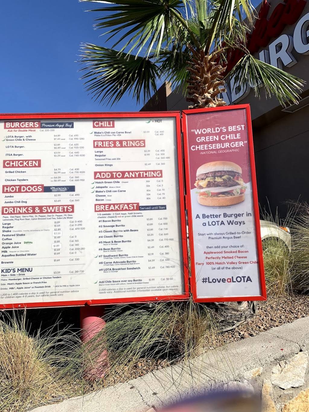 Blakes Lotaburger | restaurant | 7017 N Mesa St, El Paso, TX 79912, USA | 9157306264 OR +1 915-730-6264