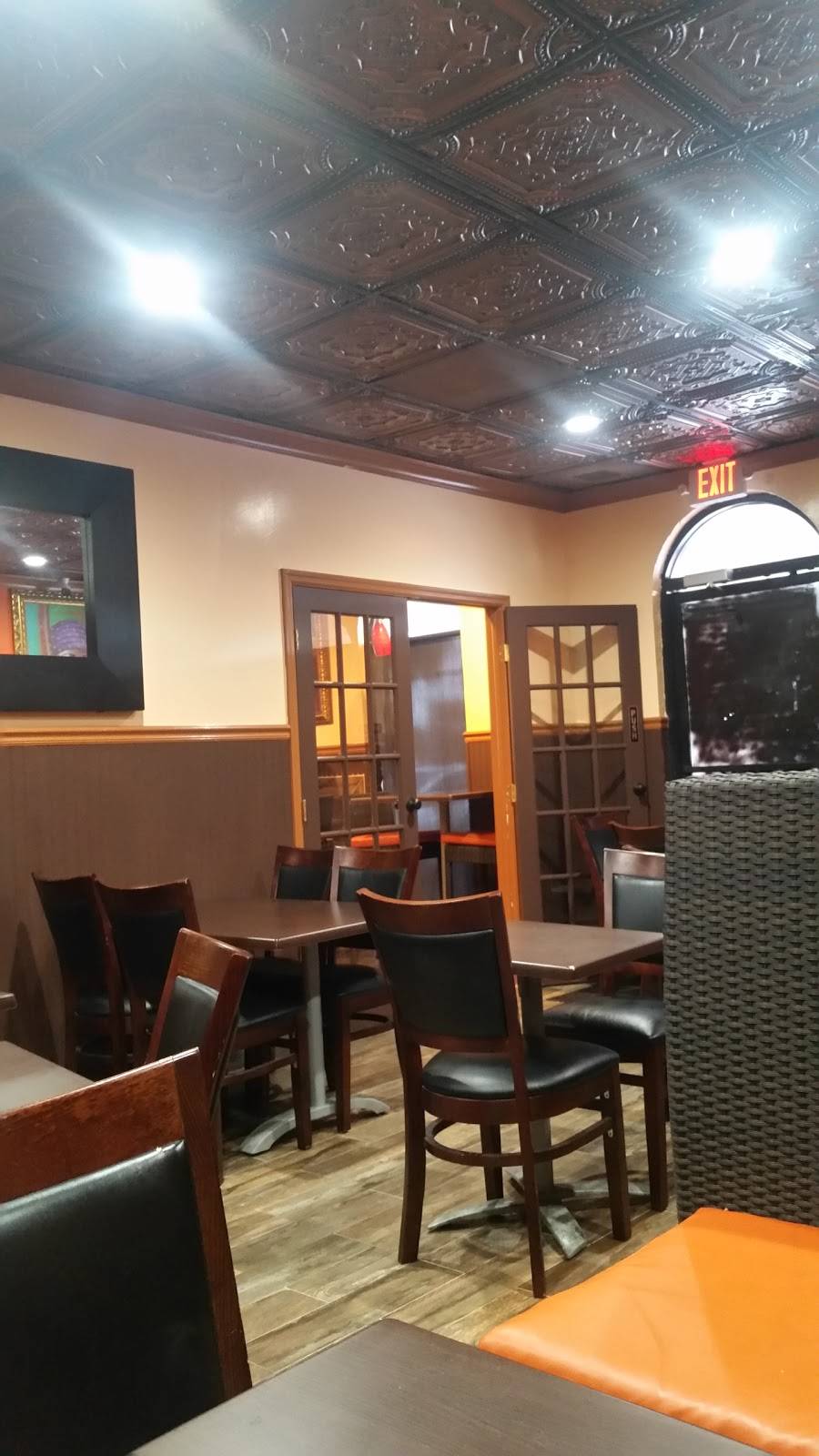 Delish Caribbean Restaurant | restaurant | 171 S State Rd 7, Margate, FL 33068, USA | 9549333052 OR +1 954-933-3052