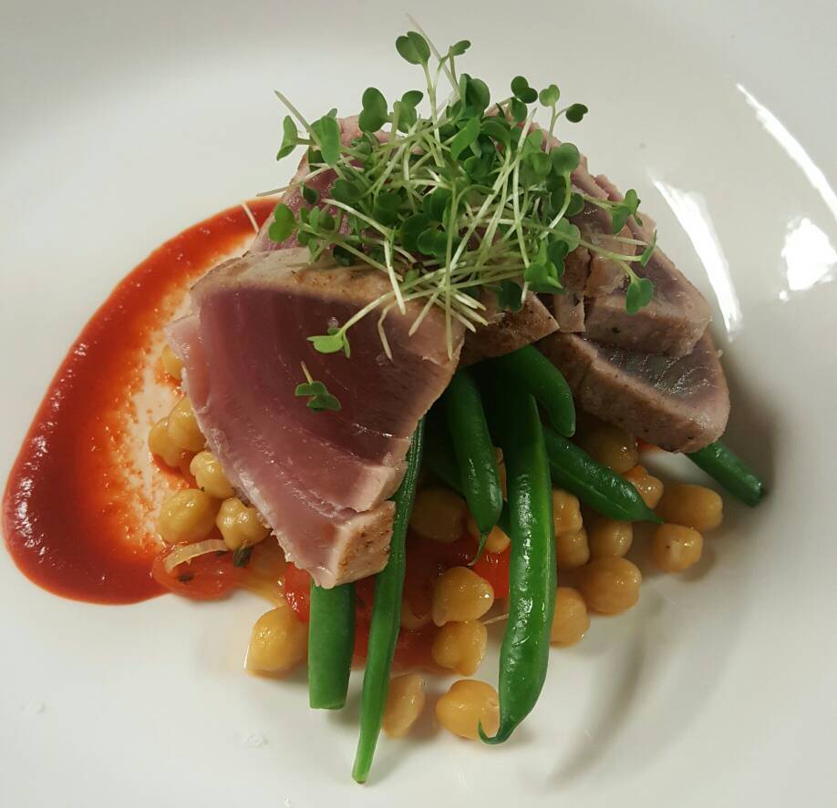 Chives Restaurant | restaurant | 1749 Riverside Dr, Suamico, WI 54173, USA | 9204346441 OR +1 920-434-6441