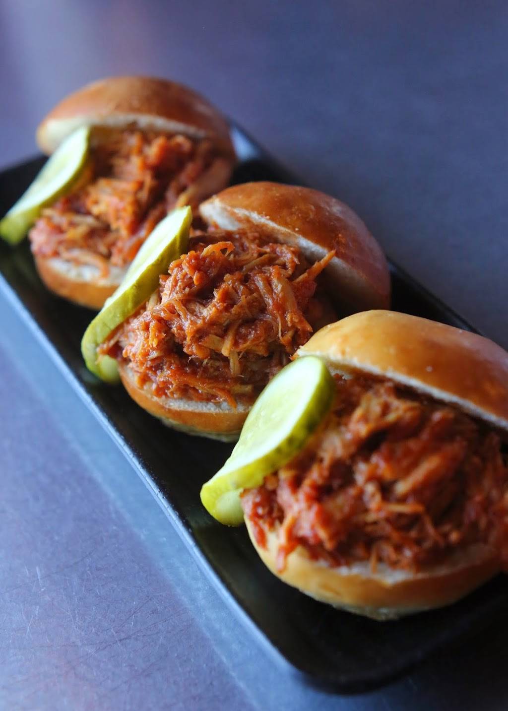 Two Bucks Parma | restaurant | 7880 Broadview Rd, Parma, OH 44134, USA | 2162366555 OR +1 216-236-6555