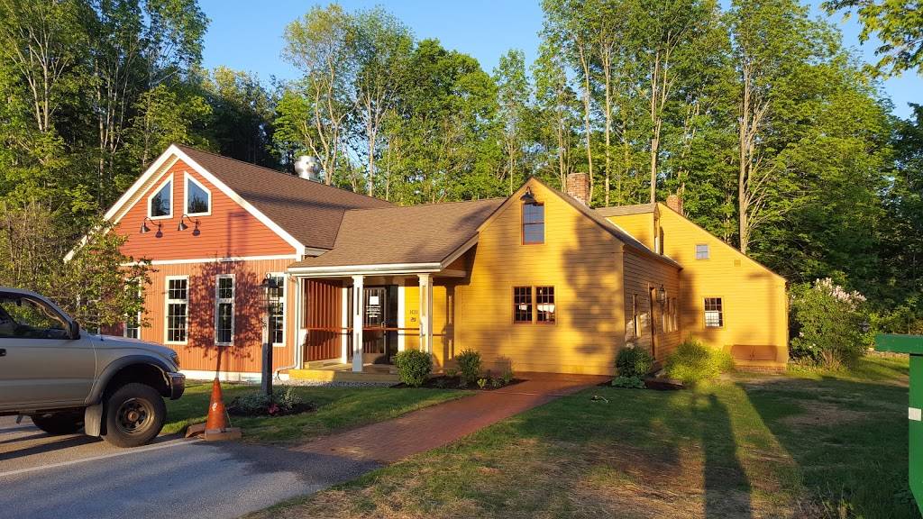 The Buxton Common | restaurant | 1420 Long Plains Rd, Buxton, ME 04093, USA | 2072989621 OR +1 207-298-9621