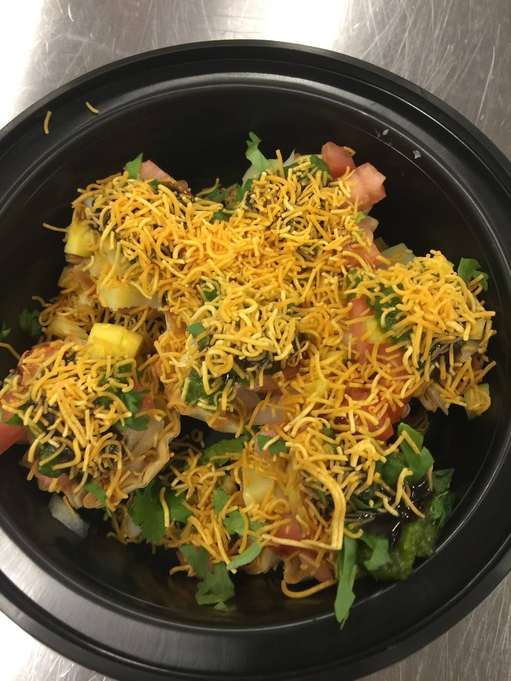 ScoopsnBites ice creams, vegetarian and vegan food take out | restaurant | 57 E Main St Unit 129, Westborough, MA 01581, USA | 5087401908 OR +1 508-740-1908