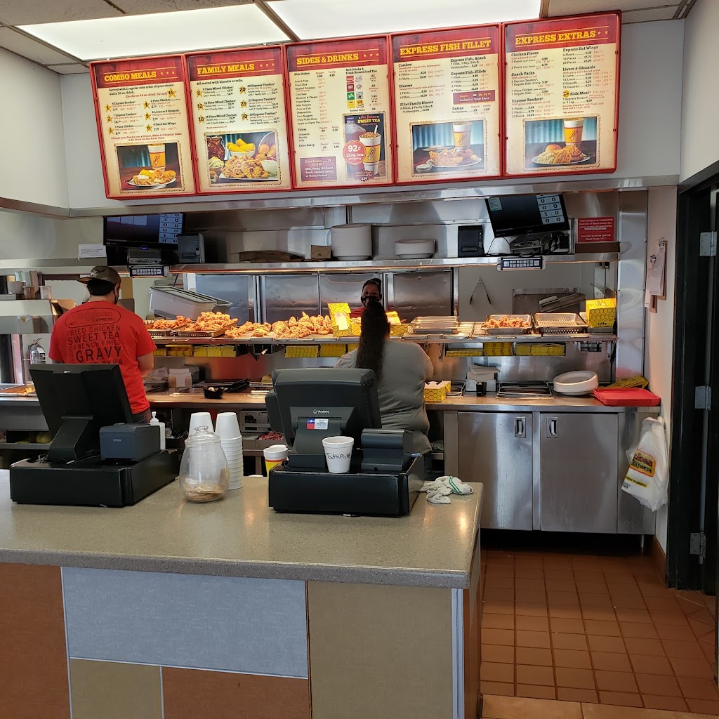 Chicken Express | restaurant | 2831 N Bryant Blvd, San Angelo, TX 76903, USA | 3256591111 OR +1 325-659-1111