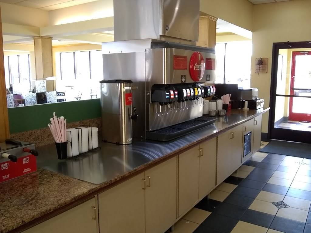 Arbys | restaurant | 1690 Park Pl Blvd, St Louis Park, MN 55416, USA | 9525130159 OR +1 952-513-0159