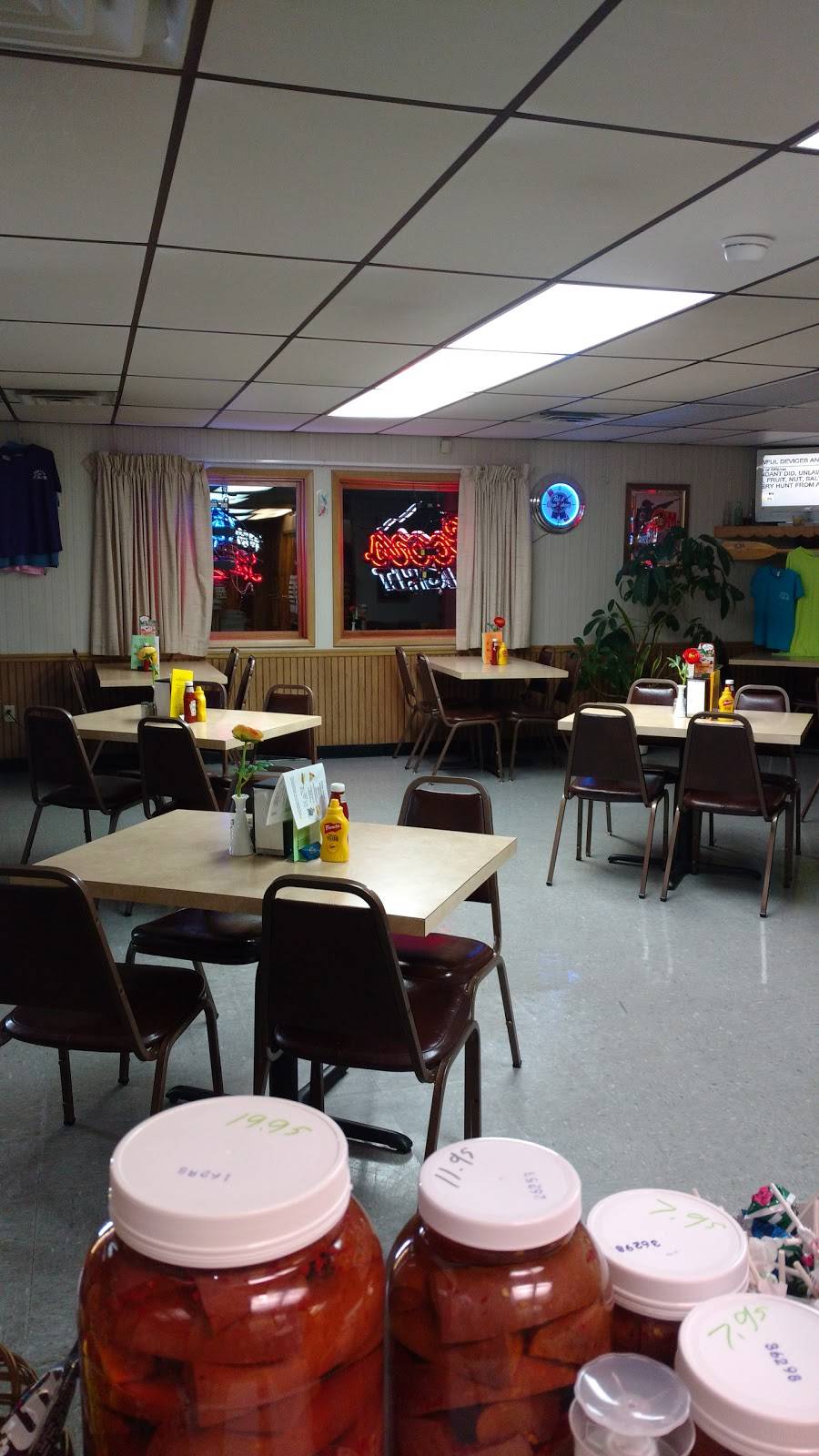 Snow Shoe Sandwich Shop | meal takeaway | 505 E Sycamore Rd, Snow Shoe, PA 16874, USA | 8143874065 OR +1 814-387-4065