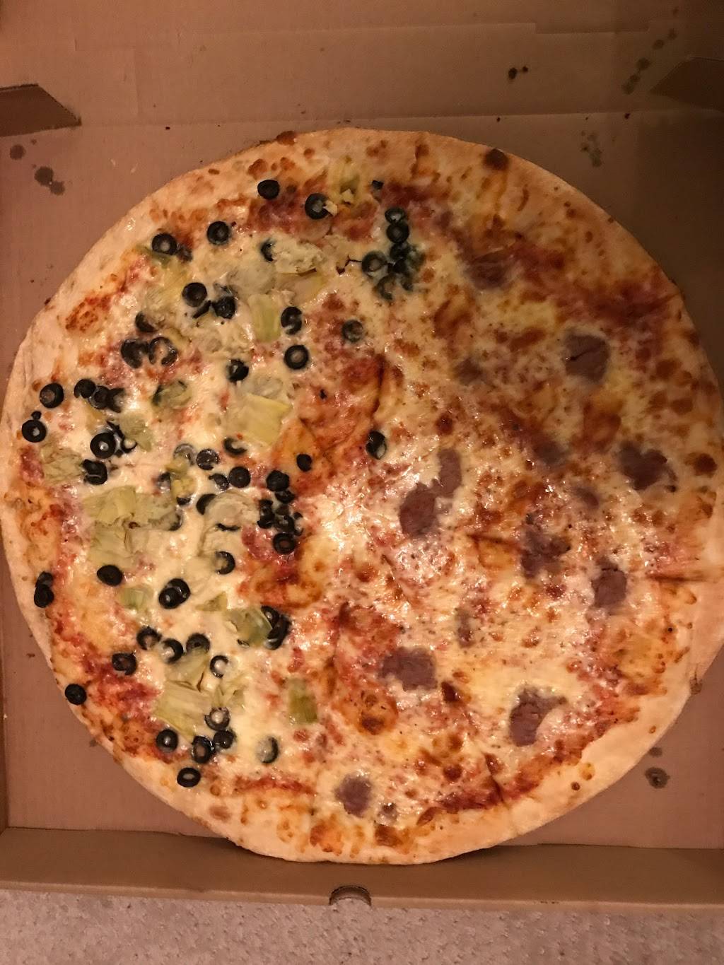 Vespas Pizza Pasta & Deli | restaurant | 99 Pearl St, Essex Junction, VT 05452, USA | 8028786060 OR +1 802-878-6060