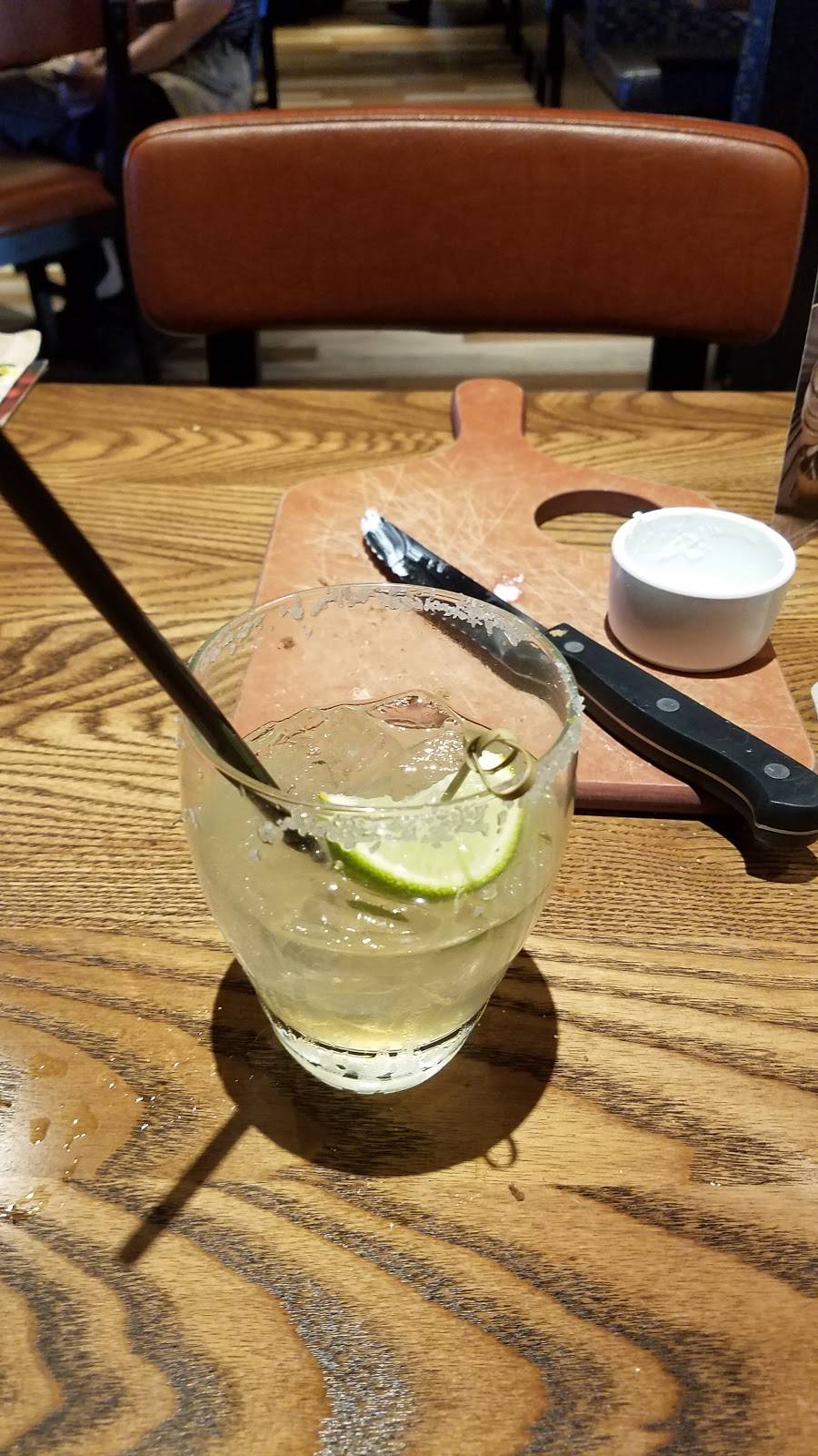 Outback Steakhouse | restaurant | 2402 W Memorial Rd, Edmond, OK 73134, USA | 4053597432 OR +1 405-359-7432