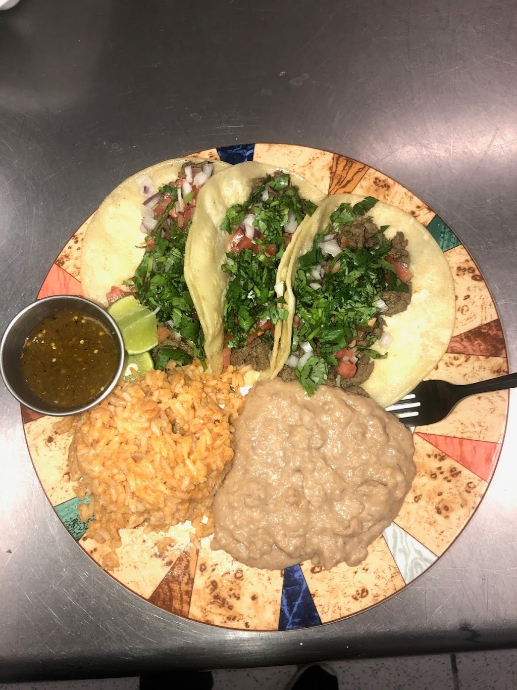Tacos El Tarasco Restaurant | restaurant | 15 West Plaza Suite # 167, Ajo, AZ 85321, USA | 5203878692 OR +1 520-387-8692