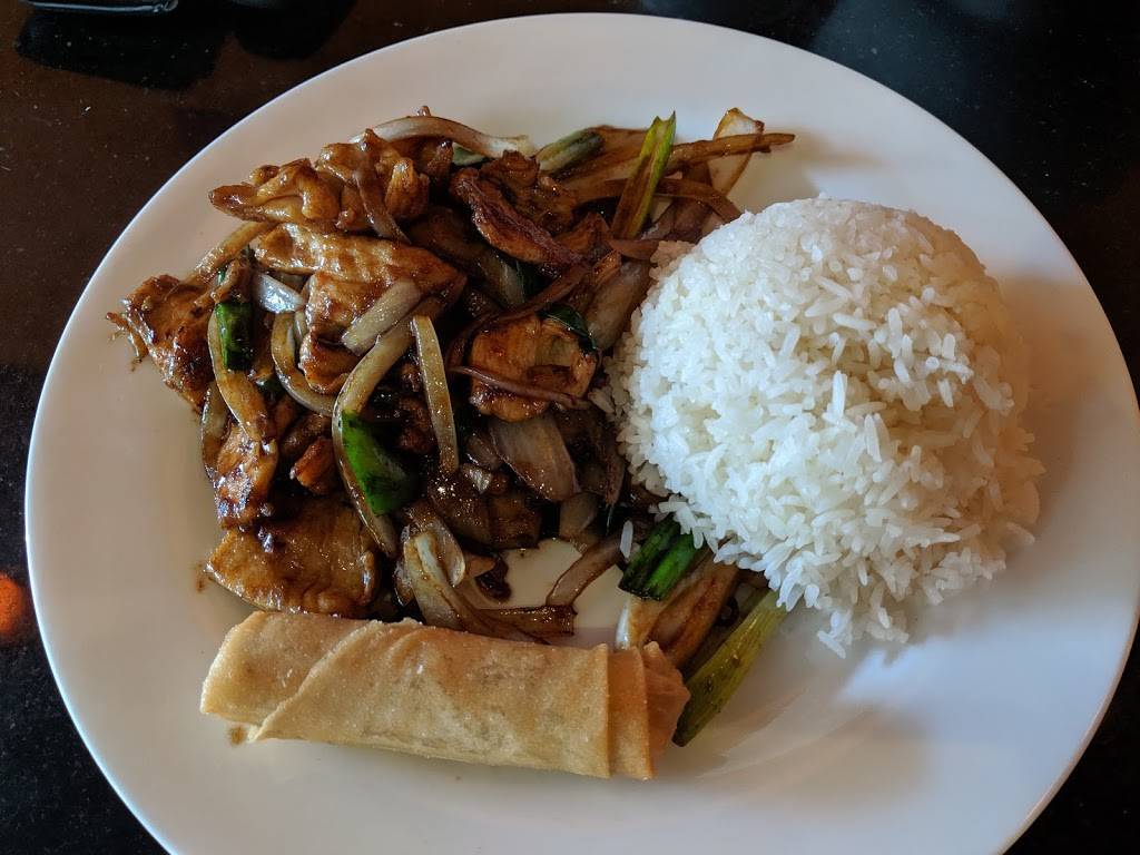 Pepper Asian Bistro | restaurant | 2831 E Colfax Ave, Denver, CO 80206, USA | 3033888377 OR +1 303-388-8377