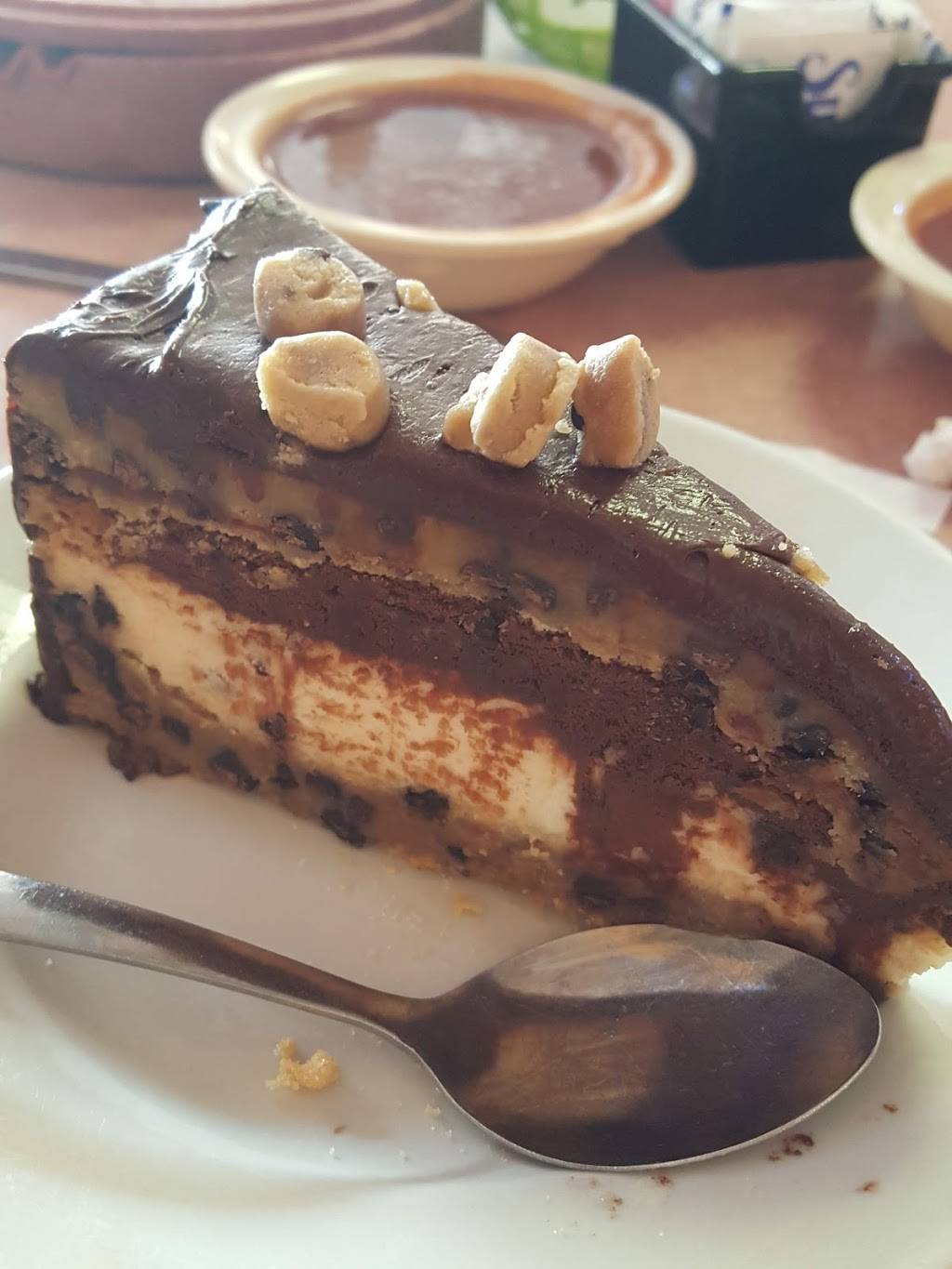 Elenas | restaurant | 6290 Phelan Blvd, Beaumont, TX 77706, USA | 4098612800 OR +1 409-861-2800