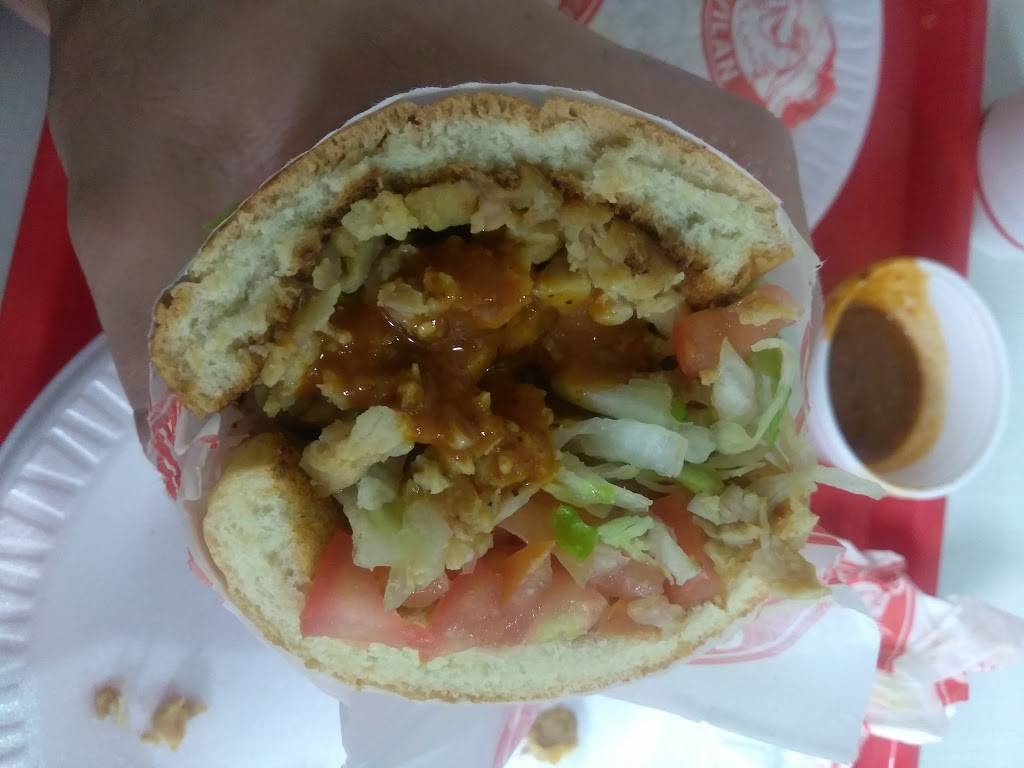 Wendys | restaurant | 7135 Sunset Blvd, Los Angeles, CA 90046, USA | 3238761925 OR +1 323-876-1925