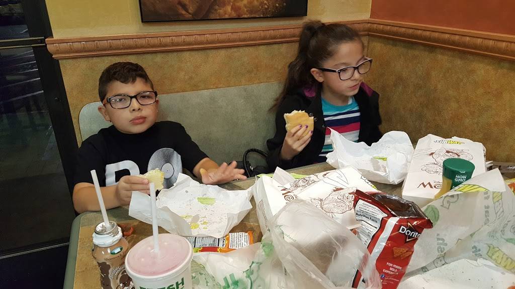 Subway | restaurant | 15319 B Palmdale Rd, Victorville, CA 92392, USA | 7602417799 OR +1 760-241-7799