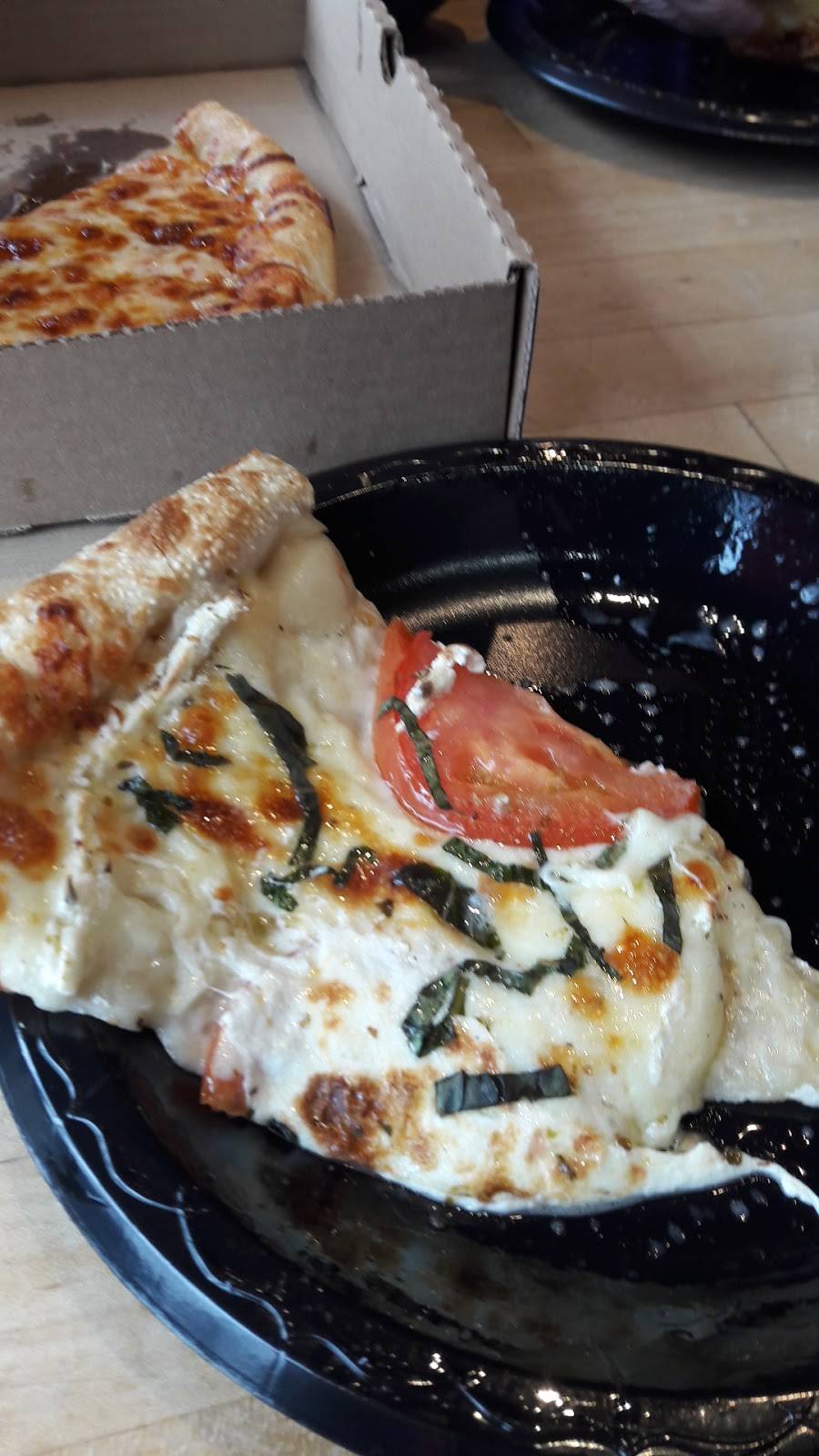 Petes A Place | meal takeaway | 142 Pine St, Danvers, MA 01923, USA | 9787745675 OR +1 978-774-5675