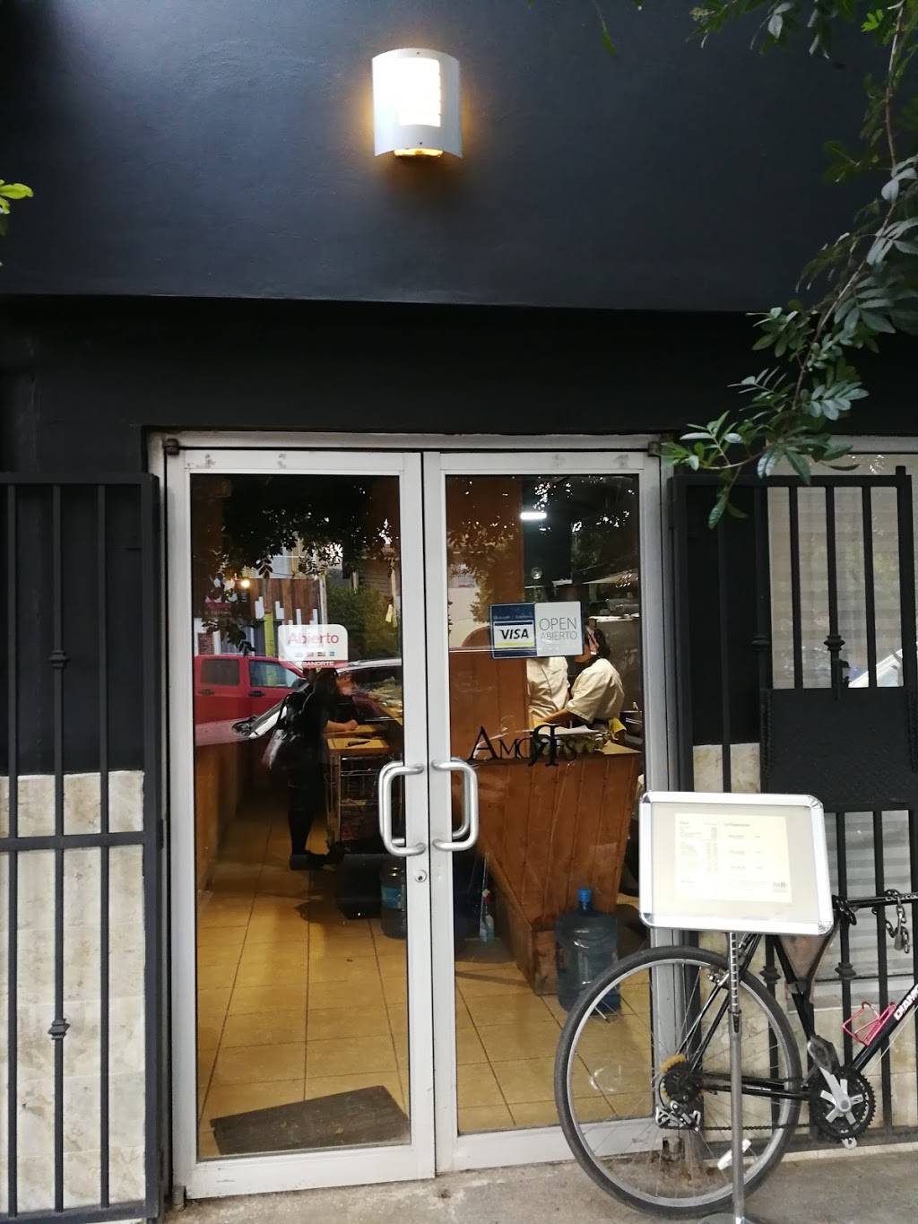 Restaurante Amores | restaurant | Presidente Adolfo de La Huerta 63, Primera, 21400 Tecate, B.C., Mexico | 016651221323 OR +52 665 122 1323