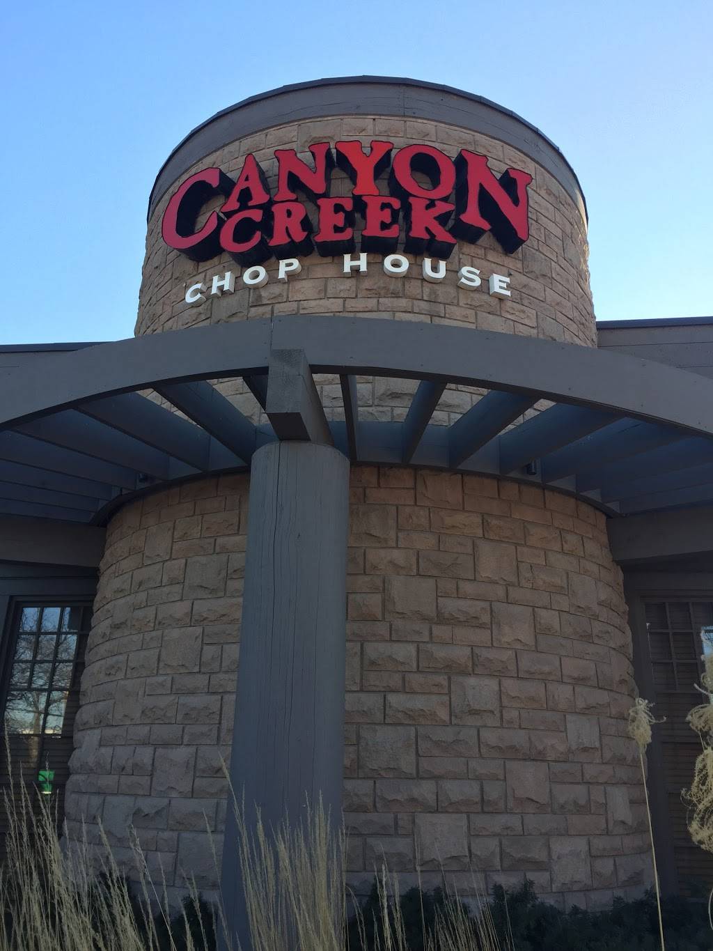 Canyon Creek Chophouse | restaurant | 299 Rathburn Rd W, Mississauga, ON L5B 4C1, Canada | 9052793342 OR +1 905-279-3342