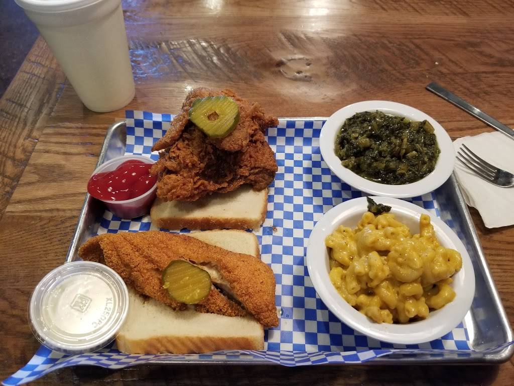 Big Shakes Hot Chicken And Fish | restaurant | 671 Martin Rd SW, Huntsville, AL 35824, USA | 2569639444 OR +1 256-963-9444