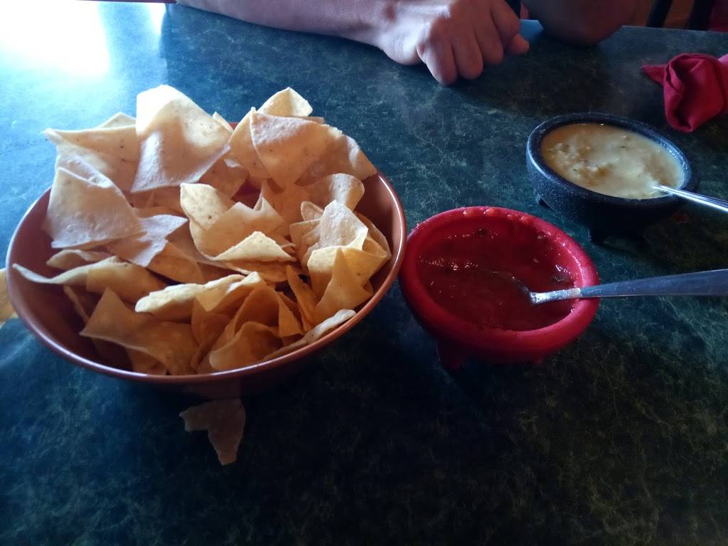 Cielito Lindo | restaurant | 1231 Alma St A, Tomball, TX 77375, USA | 2813516866 OR +1 281-351-6866