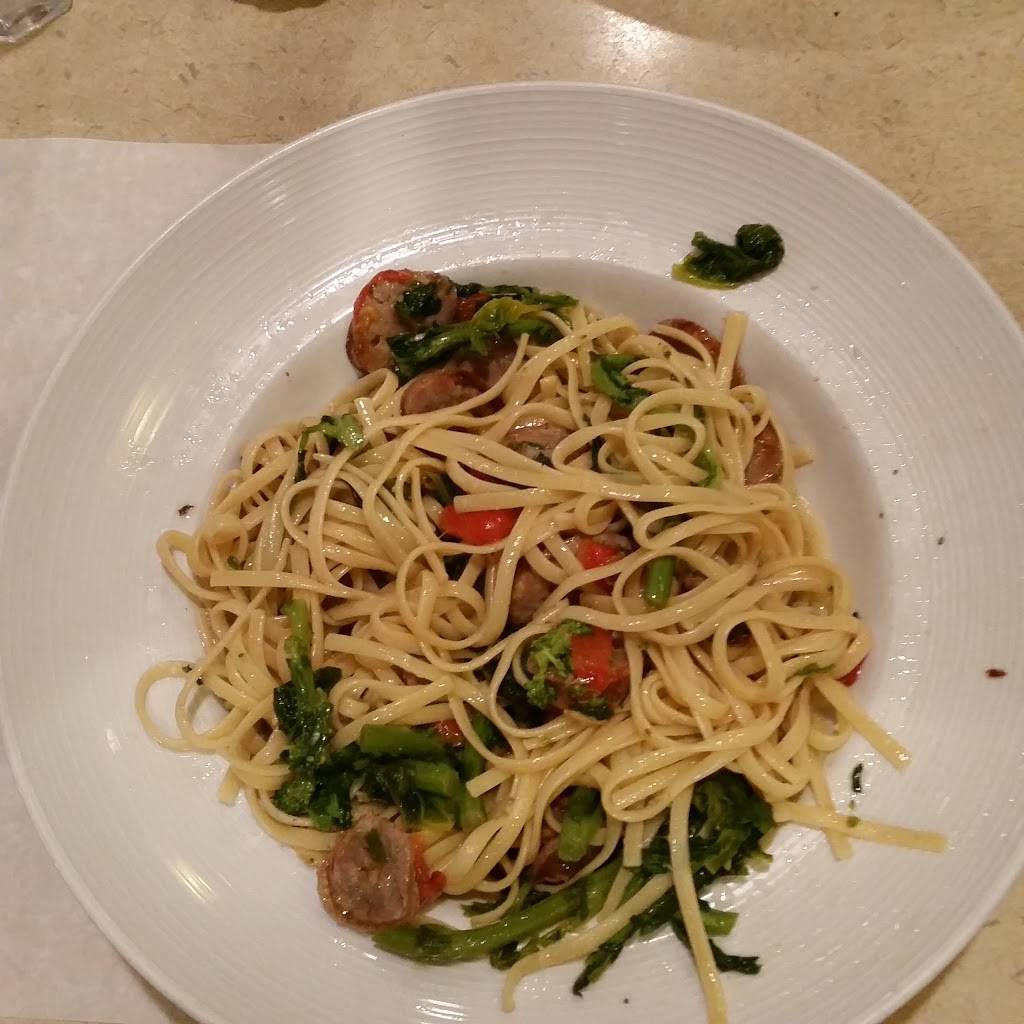 Filettos | restaurant | 297 Clay Pitts Rd, East Northport, NY 11731, USA | 6312663700 OR +1 631-266-3700