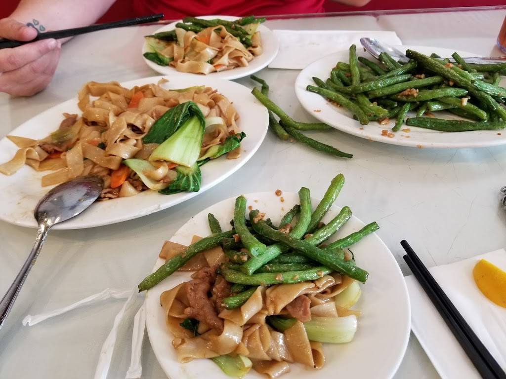 Mins Dumpling House | restaurant | 440 N McKinley St Suite 103, Corona, CA 92879, USA | 9518088886 OR +1 951-808-8886