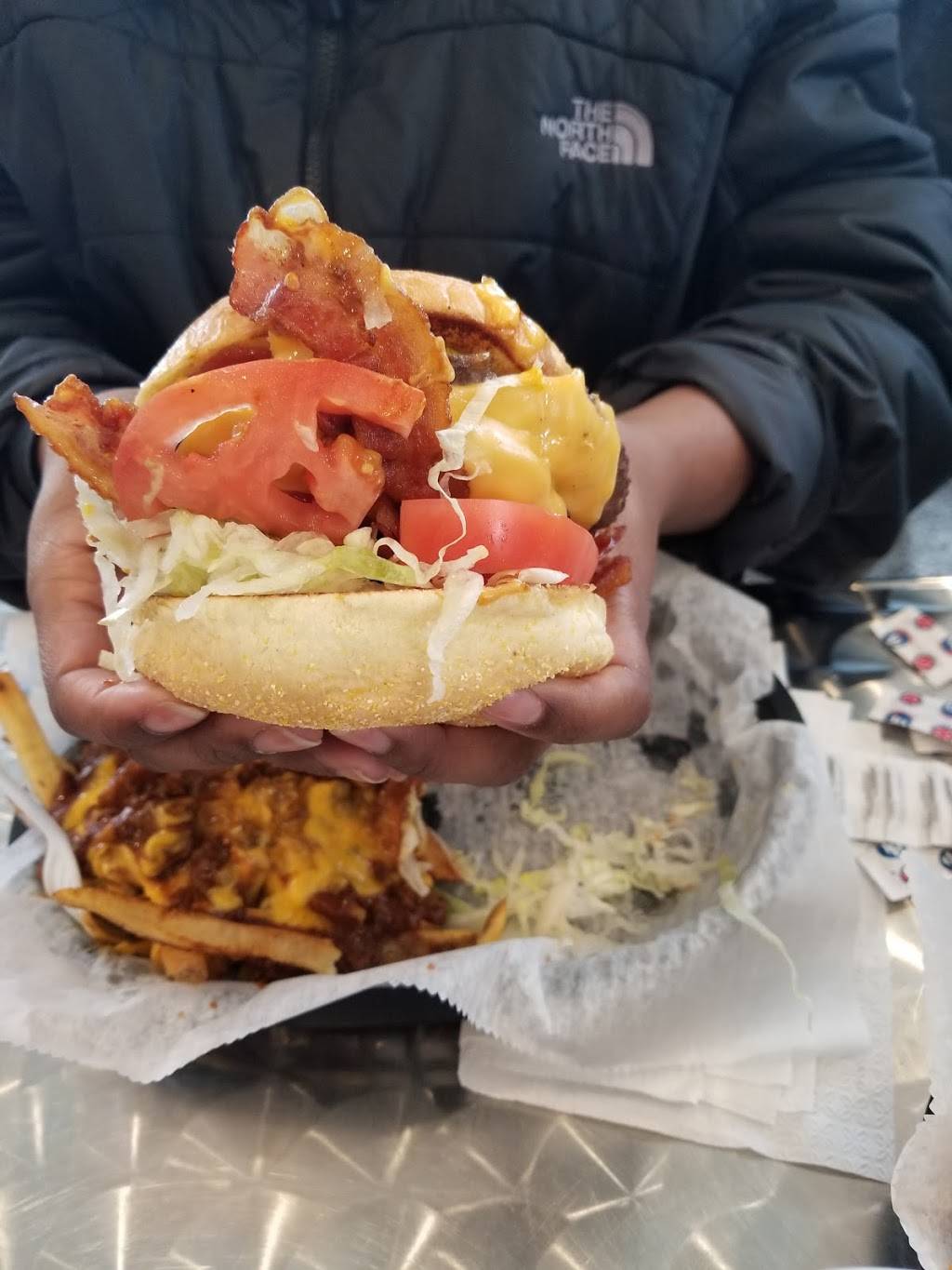 Georges Gyros | restaurant | 2330, 2500 Martin Luther King Jr Dr, North Chicago, IL 60064, USA | 8476727830 OR +1 847-672-7830