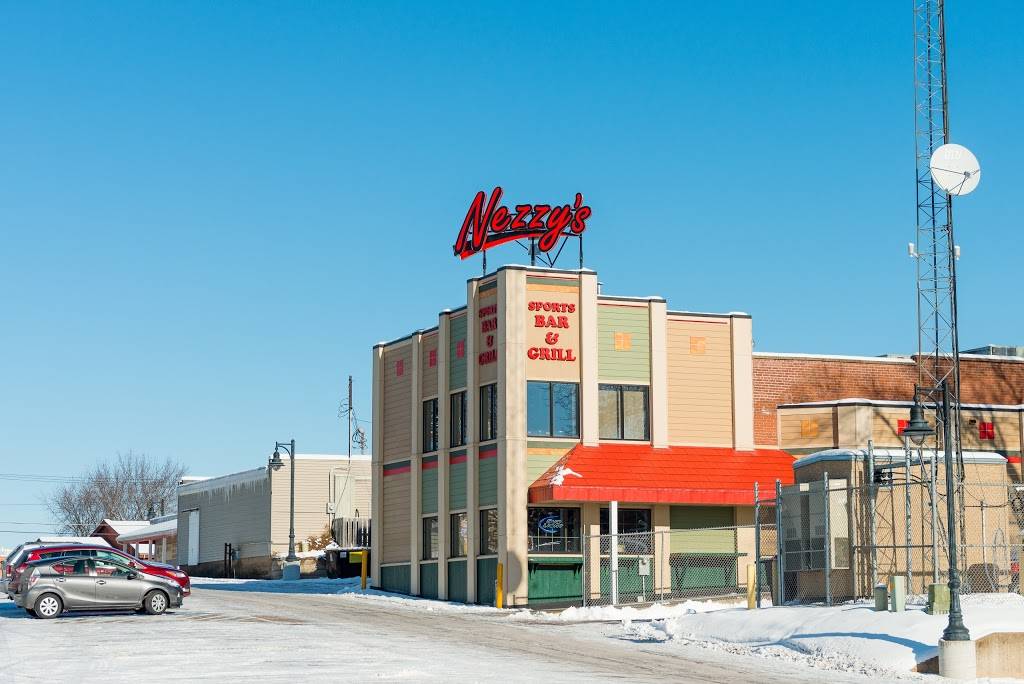 Nezzys Sports Bar & Grill | restaurant | 1345 2nd Ave, Cumberland, WI 54829, USA | 7158224321 OR +1 715-822-4321