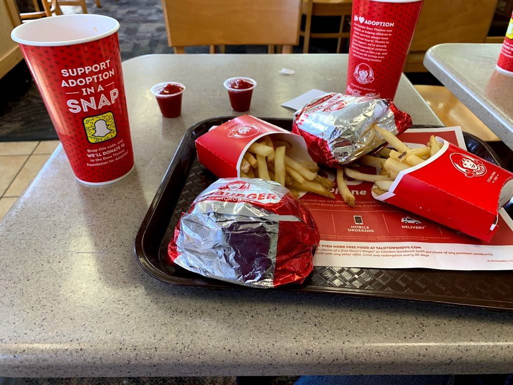 Wendys | restaurant | 10723 Bridgeport Way SW, Tacoma, WA 98499, USA | 2535881115 OR +1 253-588-1115