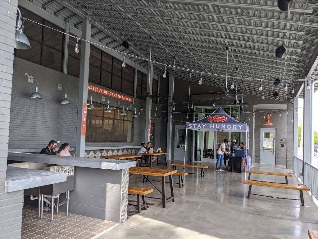 Prime Barbecue | restaurant | 403 Knightdale Station Run, Knightdale, NC 27545, United States | 9193738067 OR +1 919-373-8067