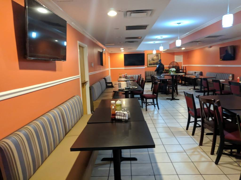 Marcelas Chicken | restaurant | 3407 Dallas Dr, Temple Hills, MD 20748, USA | 3017028142 OR +1 301-702-8142